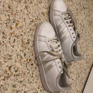 Adidas holo superstars includes extra lace